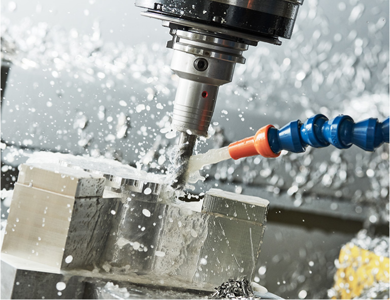 Neat Oil vs. Emulsion: Advantages and Disadvantages in Precision Mechanics