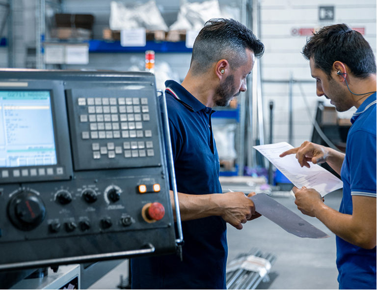 Officina meccanica di precisione: cos’è e come funziona